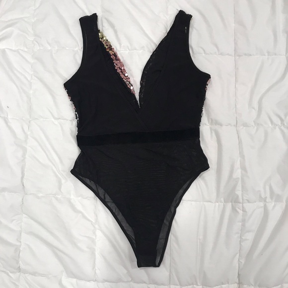 Sequin body suit with clasp - Picture 2 of 4